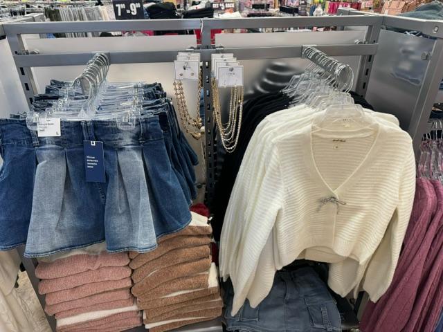 Melrose Family Fashions Image