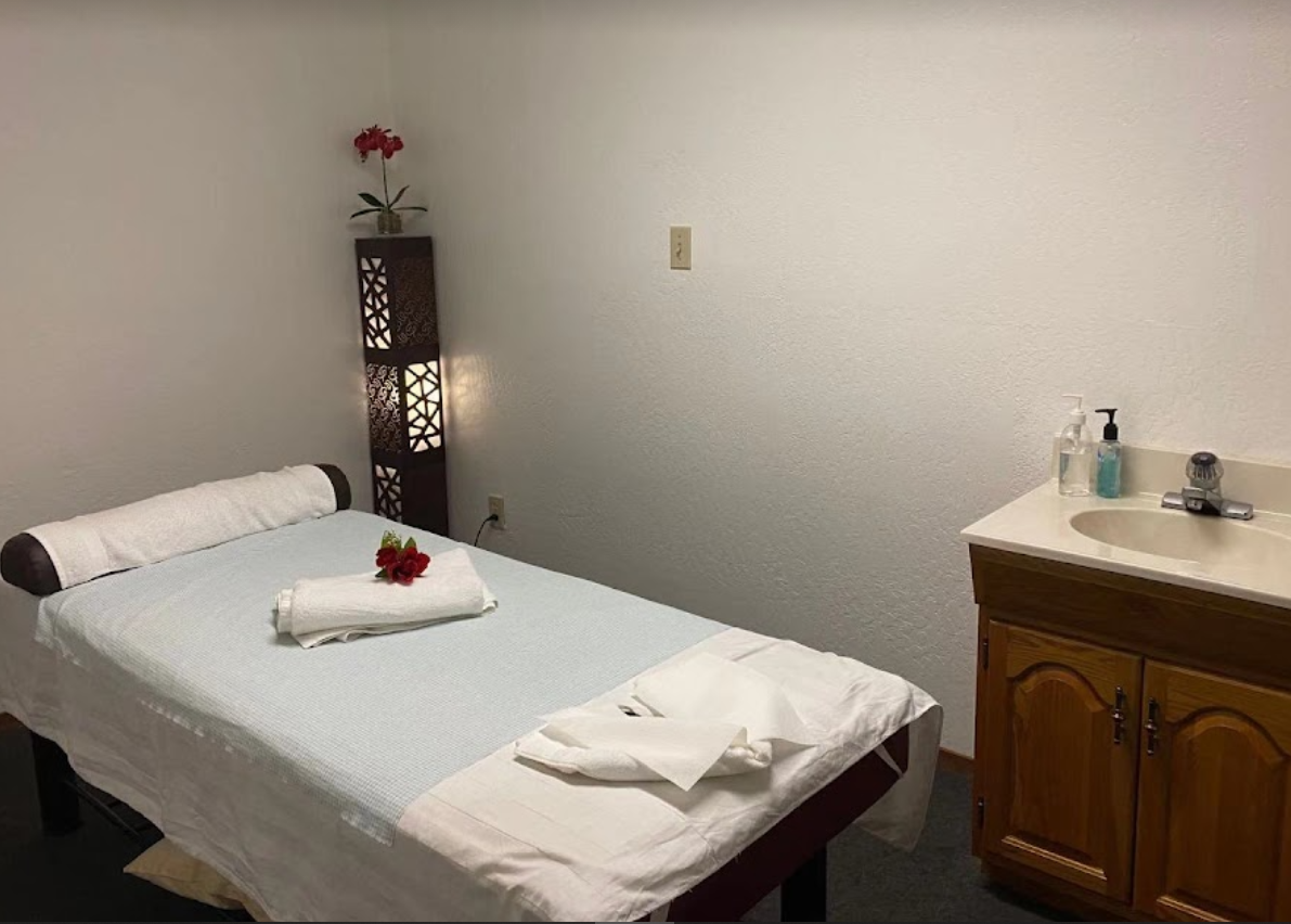 East Holistic Massage & Reflexology - Carlsbad, CA