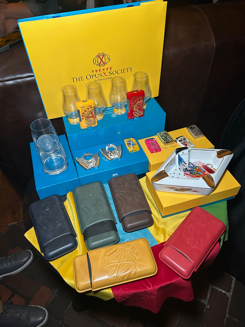 Red Phone Booth Image