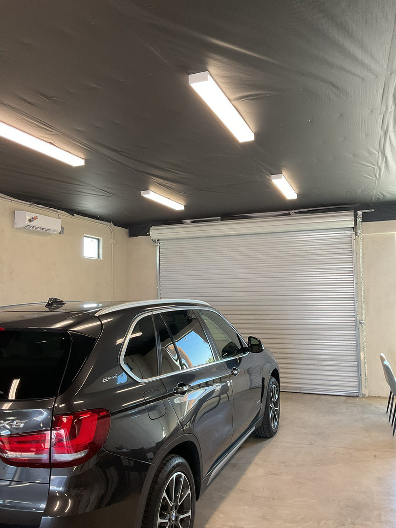 Garage Door Grunts Image