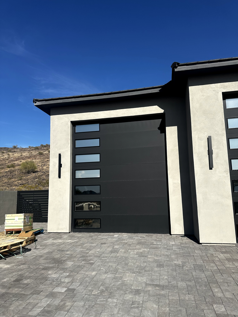 Garage Door Grunts Image