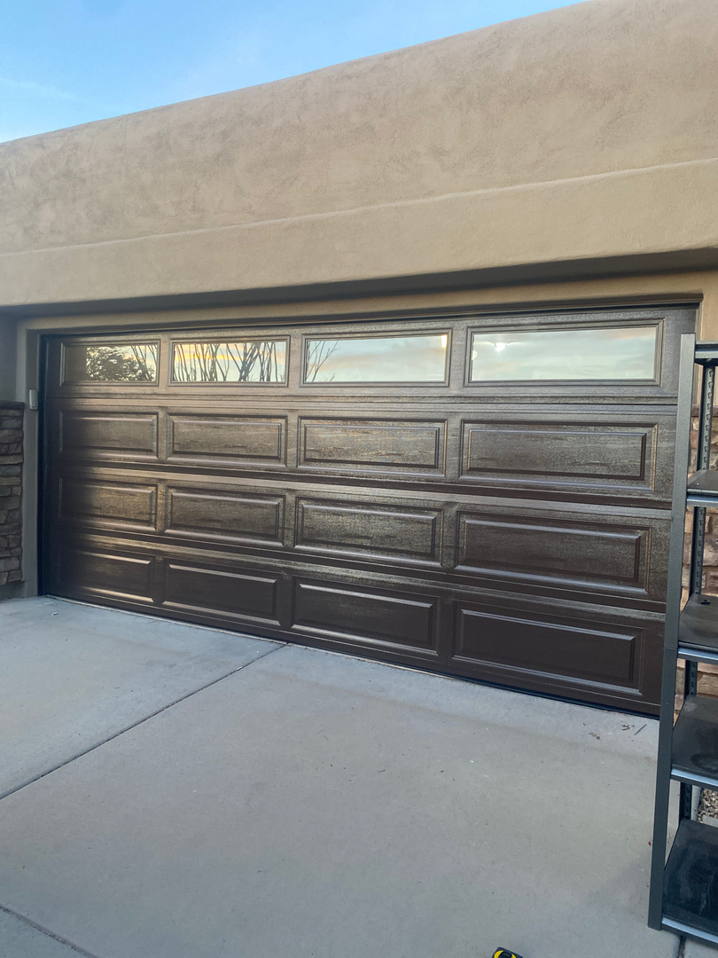 Garage Door Grunts Image