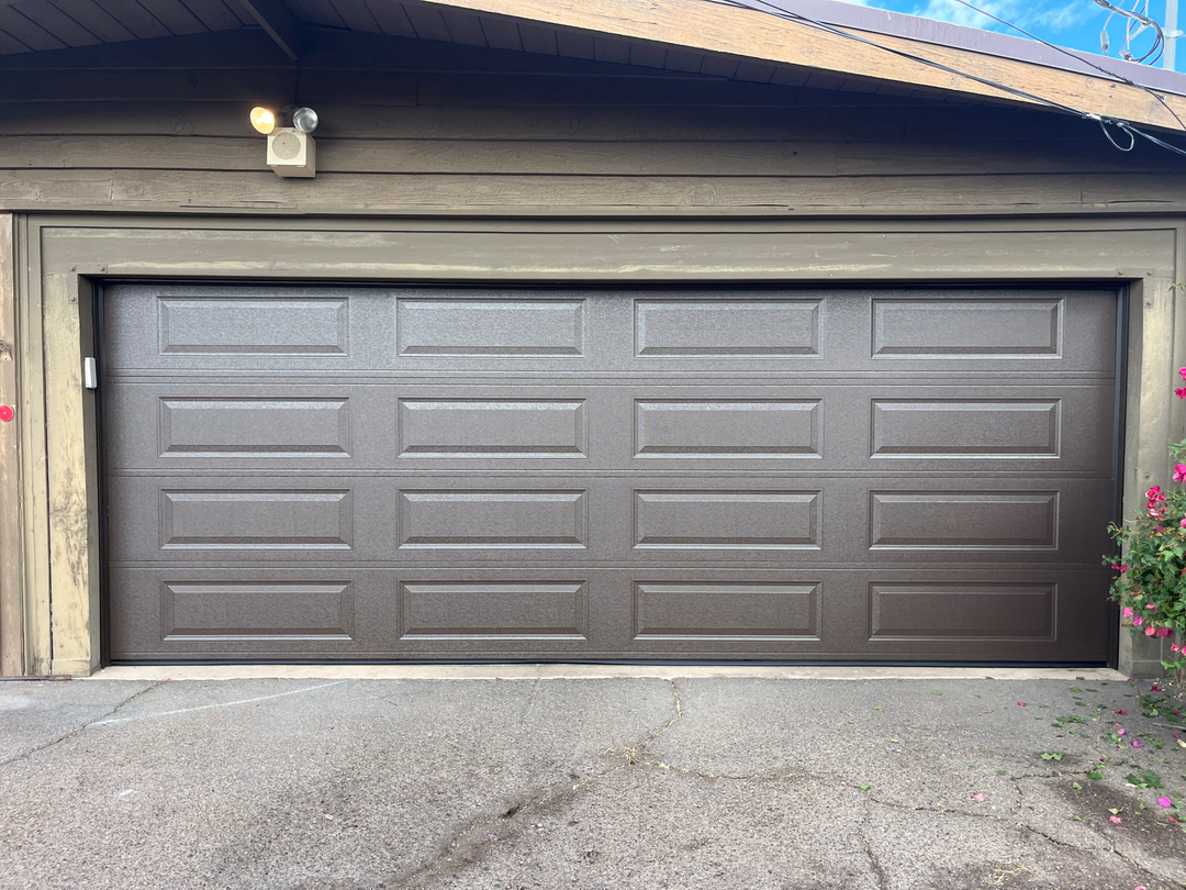 Garage Door Grunts Image