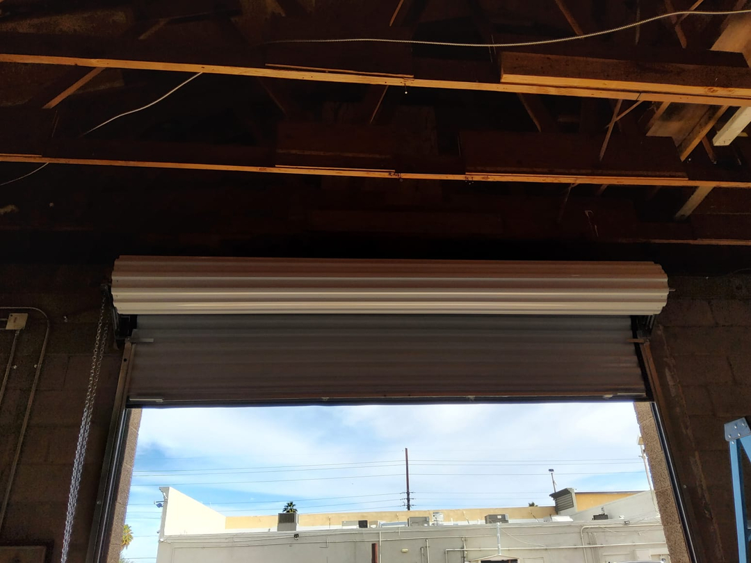 Garage Door Grunts Image