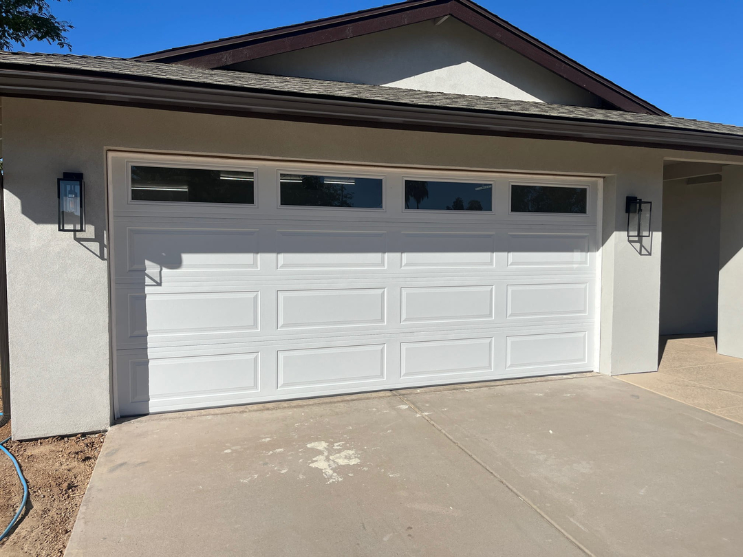 Garage Door Grunts Image