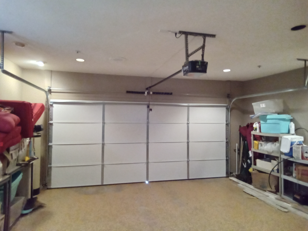 Garage Door Grunts Image