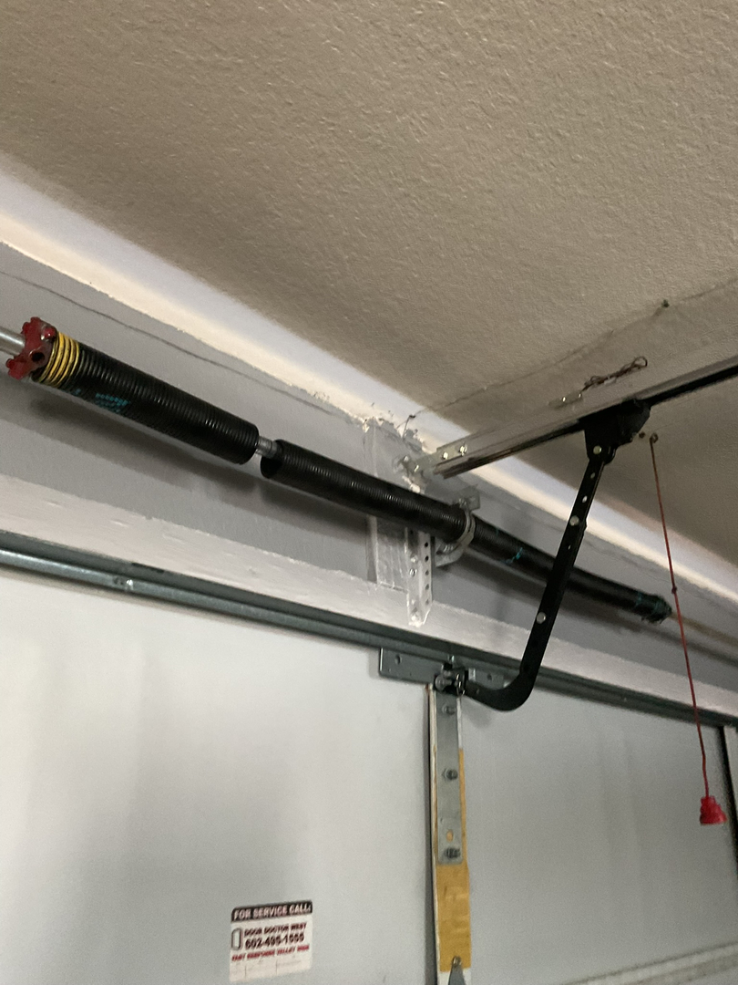 Garage Door Grunts Image