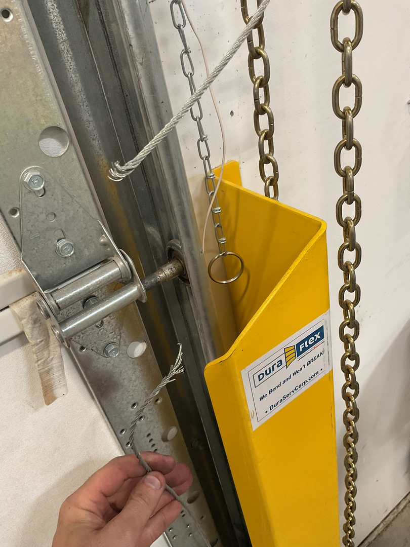 Garage Door Grunts Image