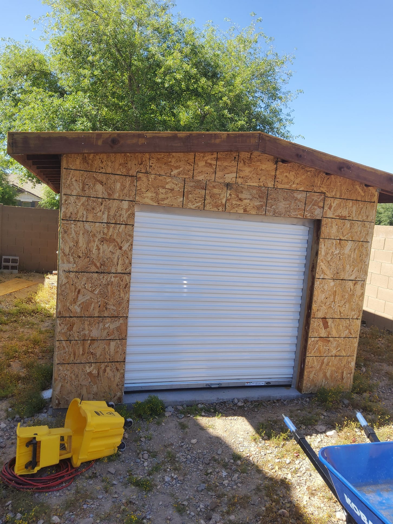 Garage Door Grunts Image