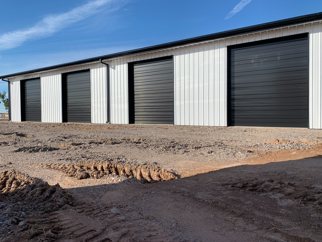 Garage Door Grunts Image