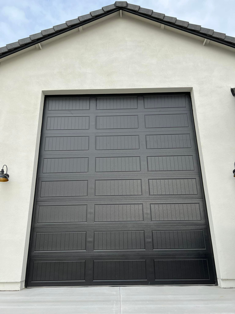 Garage Door Grunts Image