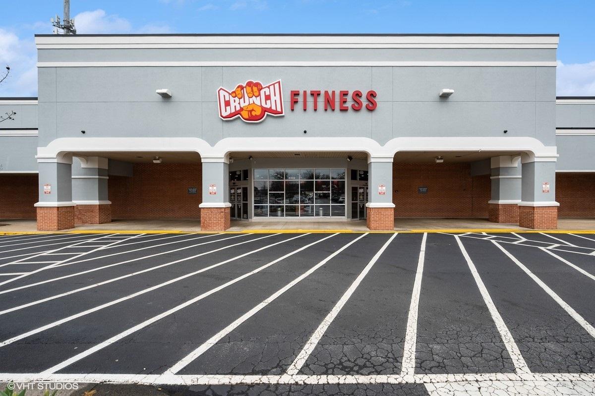 Crunch Fitness - Tucker Image