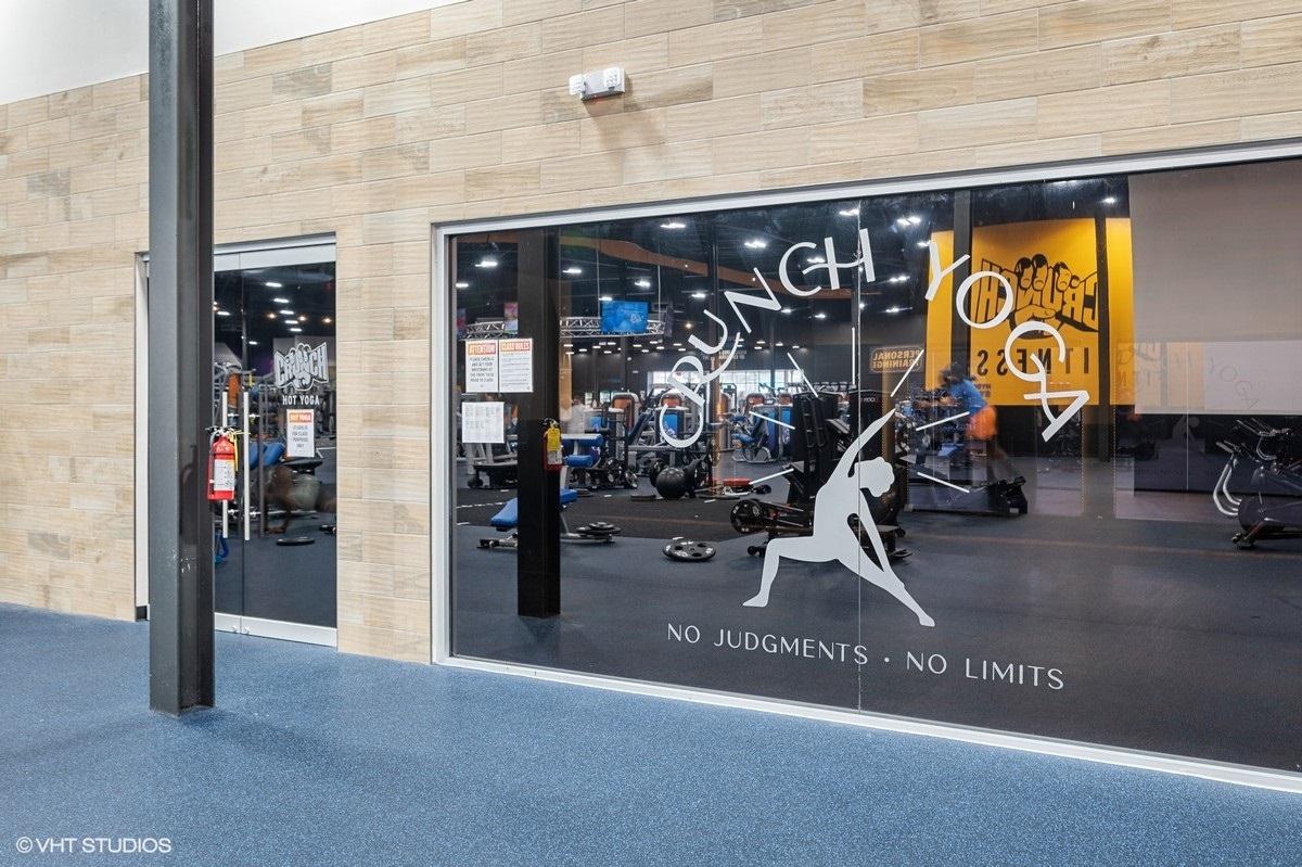 Crunch Fitness - Tucker Image