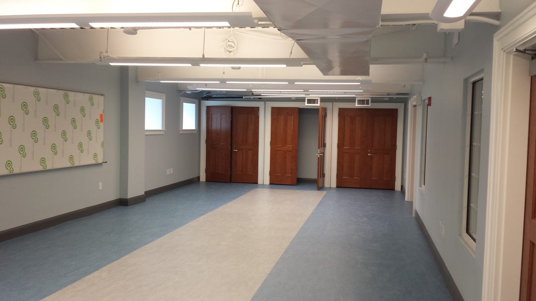 Grey Wolf Painting, Llc Logo