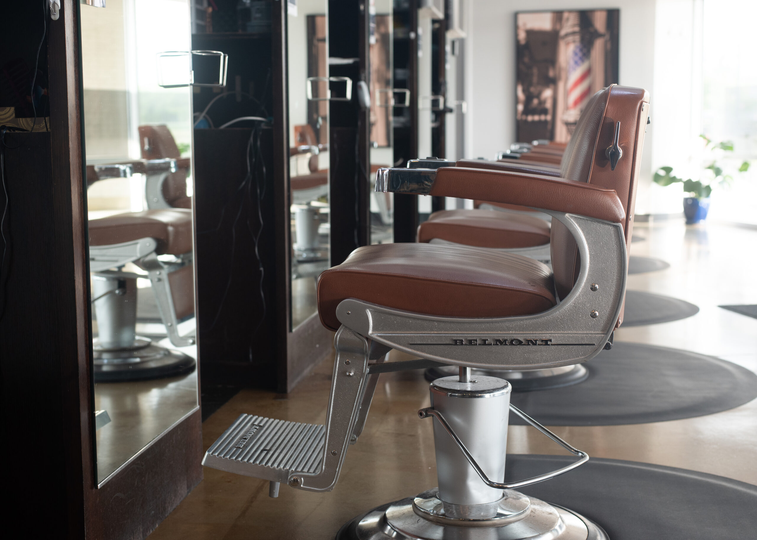 4:59 Barber Lounge Image