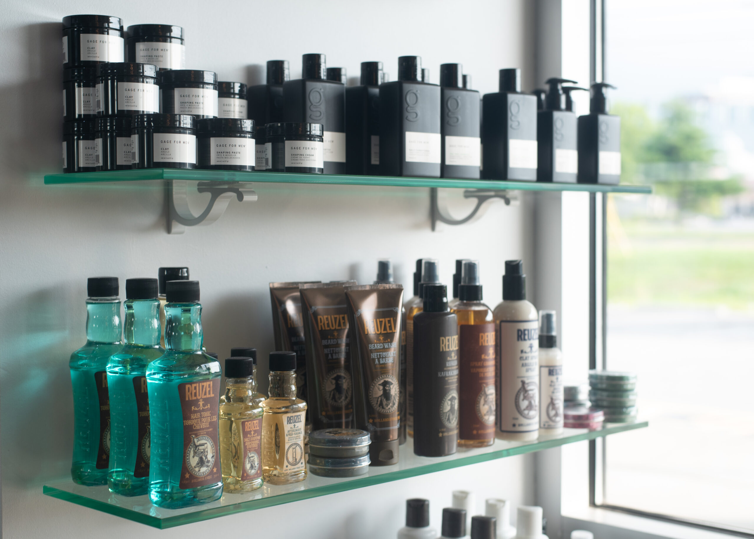 4:59 Barber Lounge Image