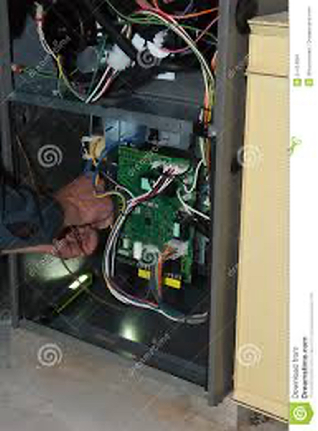 Delightful Duck Cooling and Heating Image