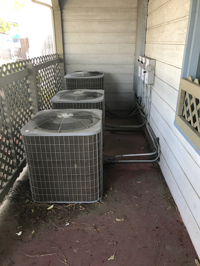 Delightful Duck Cooling and Heating Image