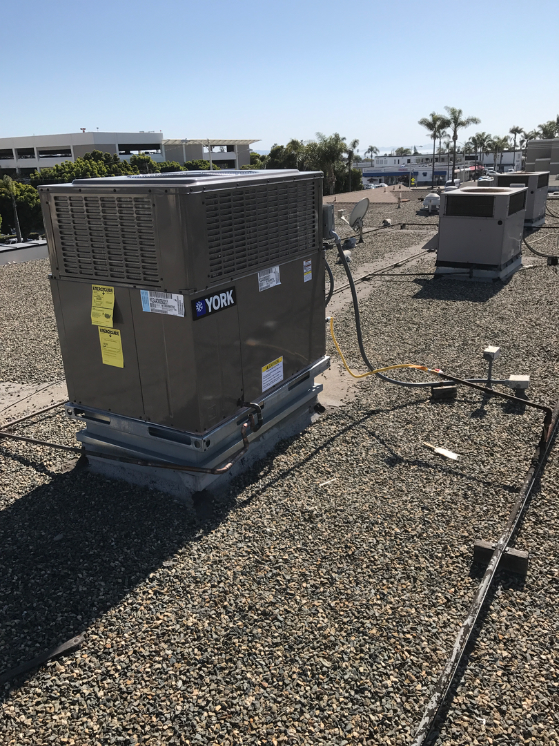 Delightful Duck Cooling and Heating Image