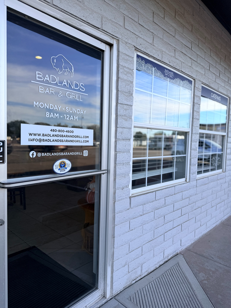 Badlands Bar & Grill Image