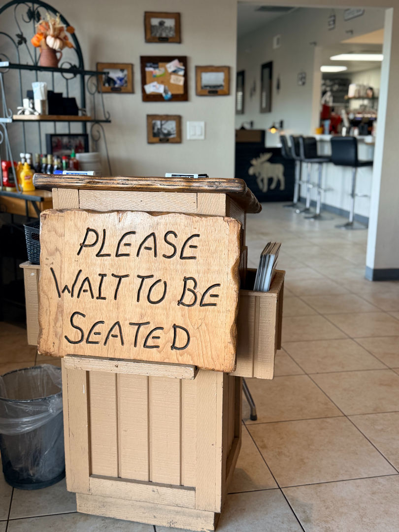 Badlands Bar & Grill Image