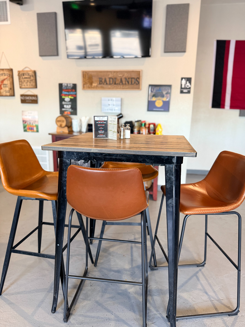 Badlands Bar & Grill Image