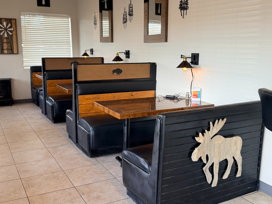 Badlands Bar & Grill Image