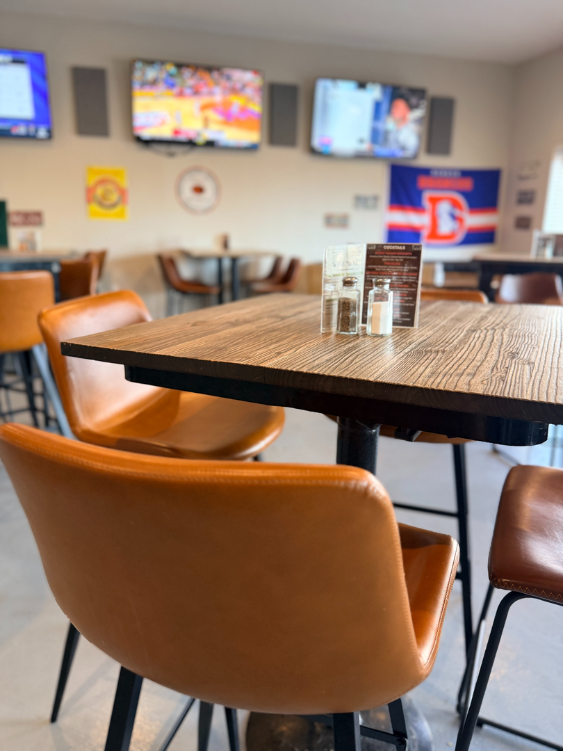 Badlands Bar & Grill Image