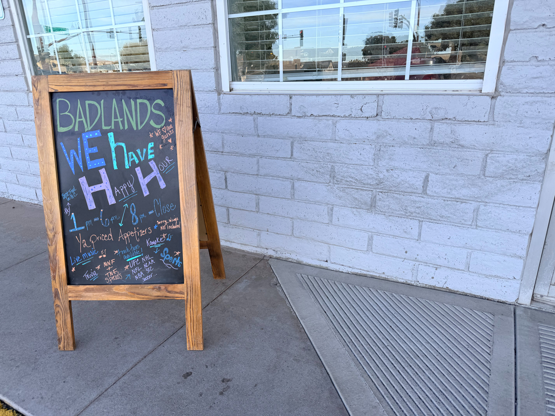 Badlands Bar & Grill Image