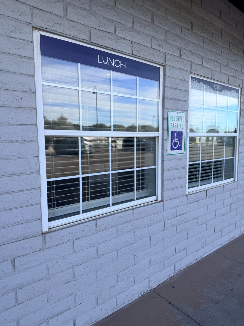 Badlands Bar & Grill Image