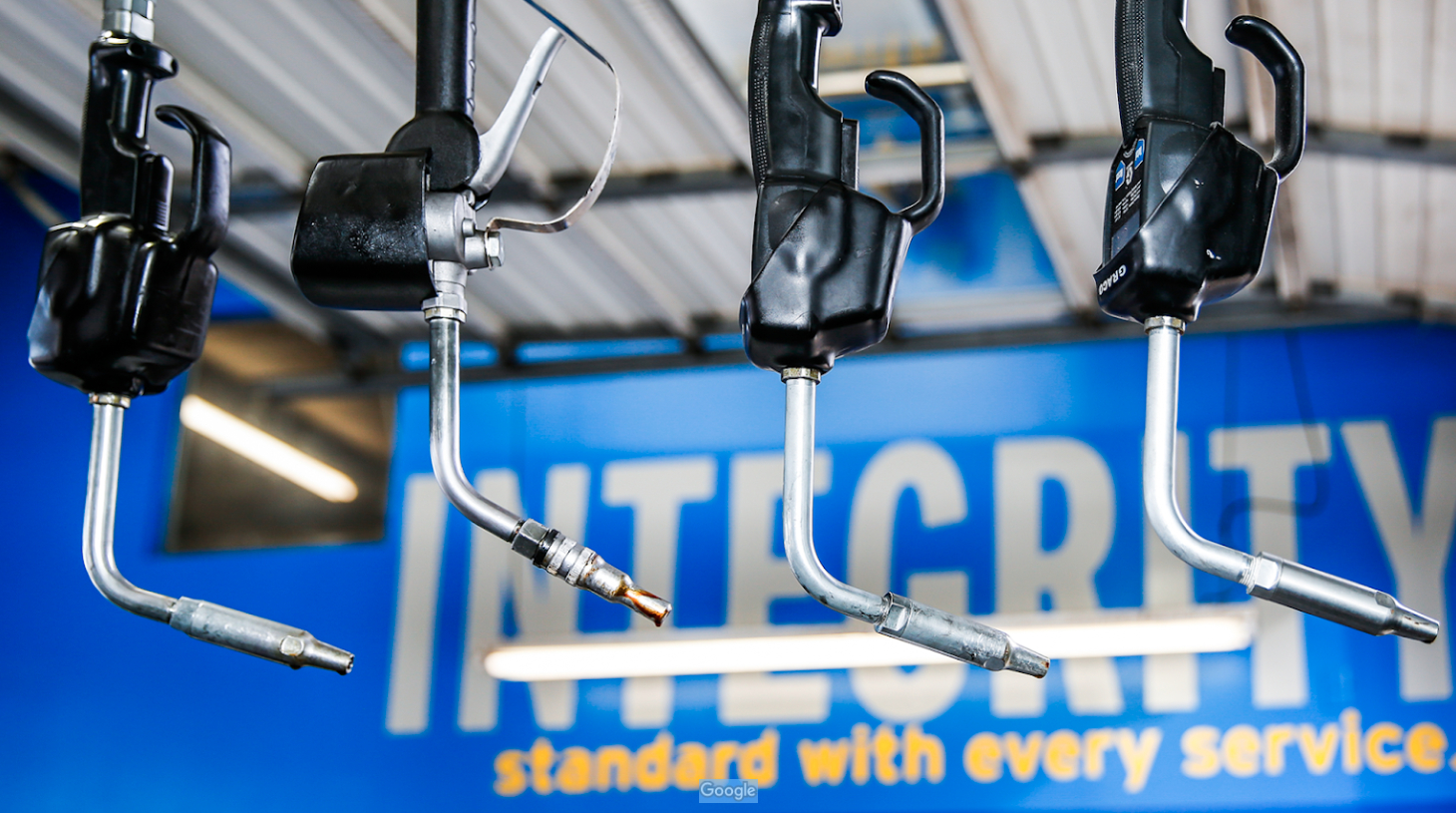 Express Oil Change & Tire Engineers - Panama City, FL