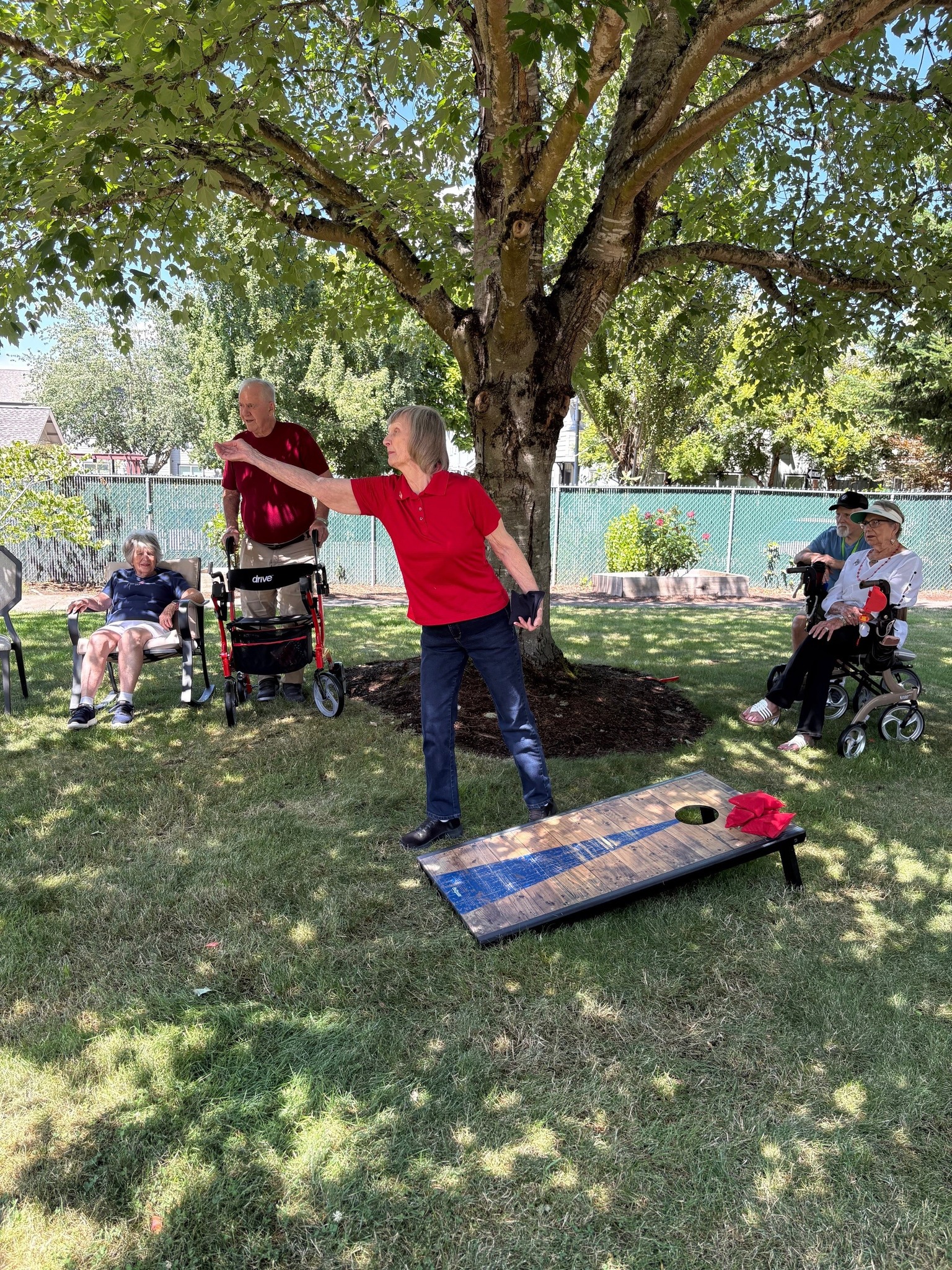 Holiday Sheldon Oaks Image