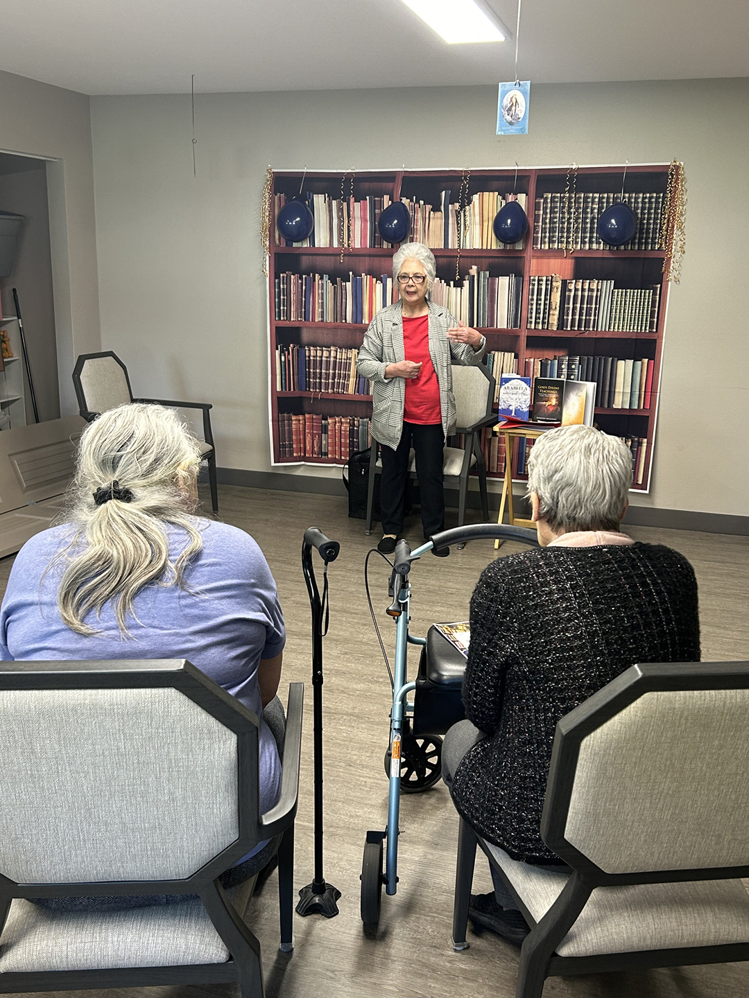 Holiday Sheldon Oaks Image