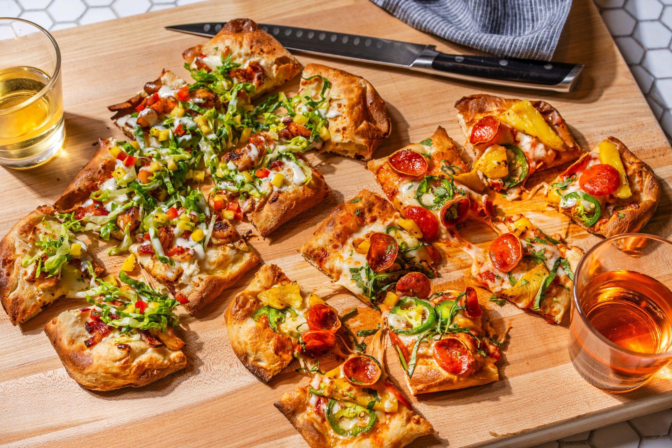 Tommy Bahama Marlin Bar & Store Image