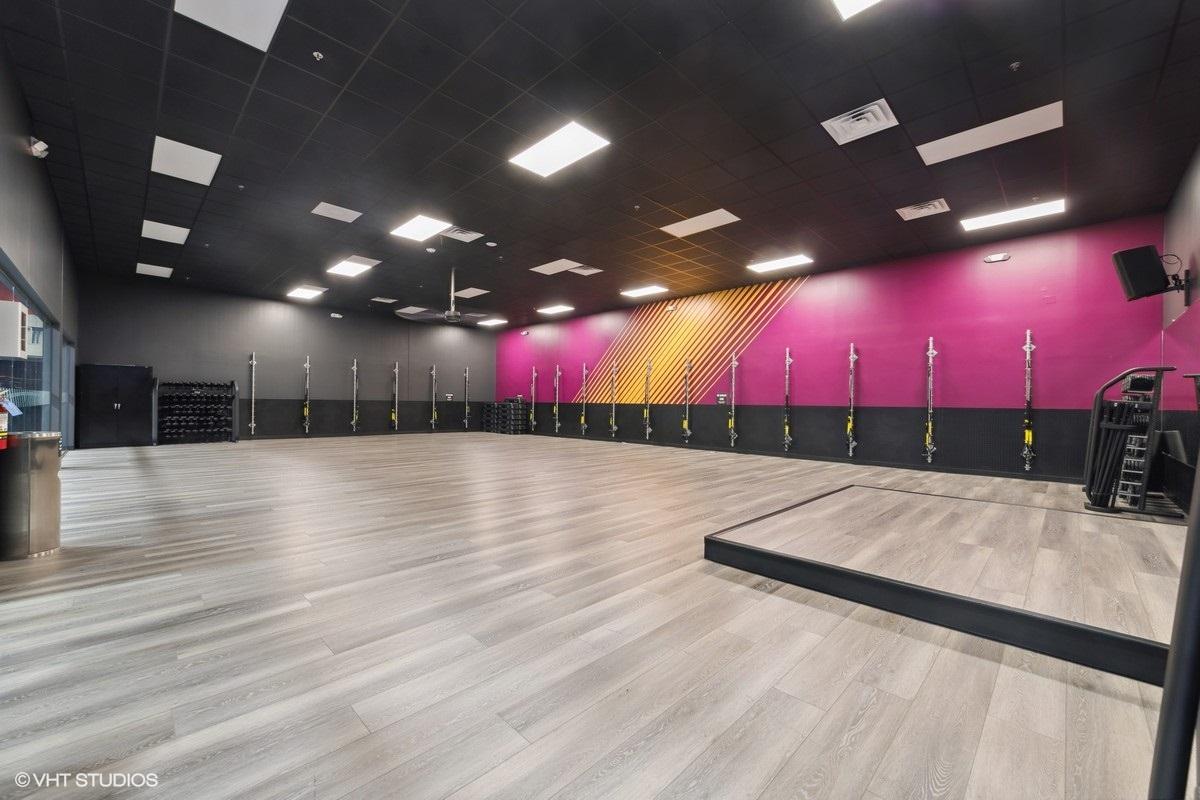 Crunch Fitness - Plano Image