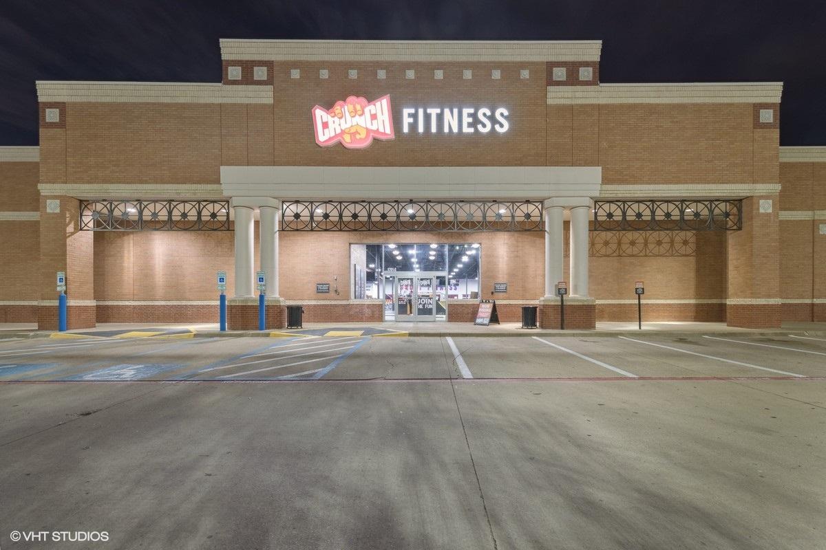 Crunch Fitness - Plano Image
