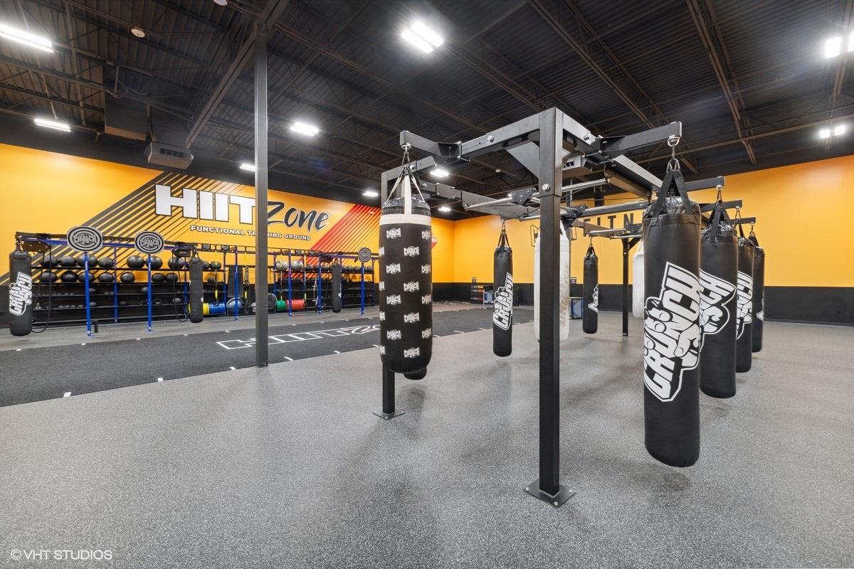 Crunch Fitness - Plano Image