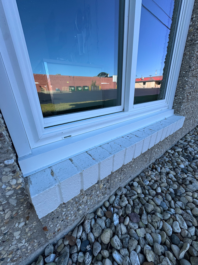 Warner Roofing & Restoration Image