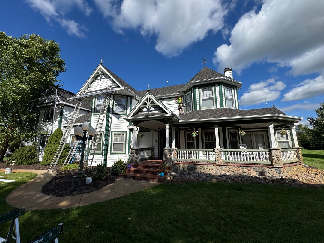 Warner Roofing & Restoration Image