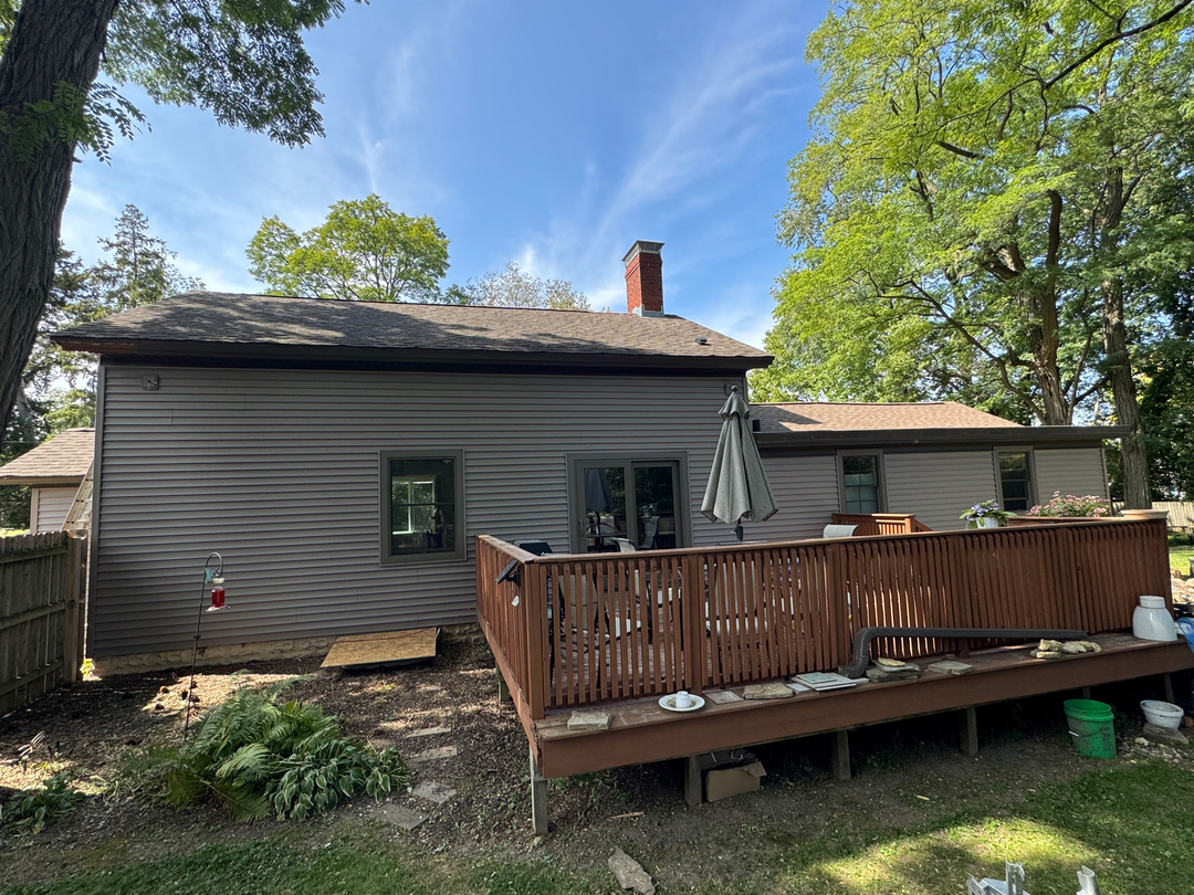 Warner Roofing & Restoration Image