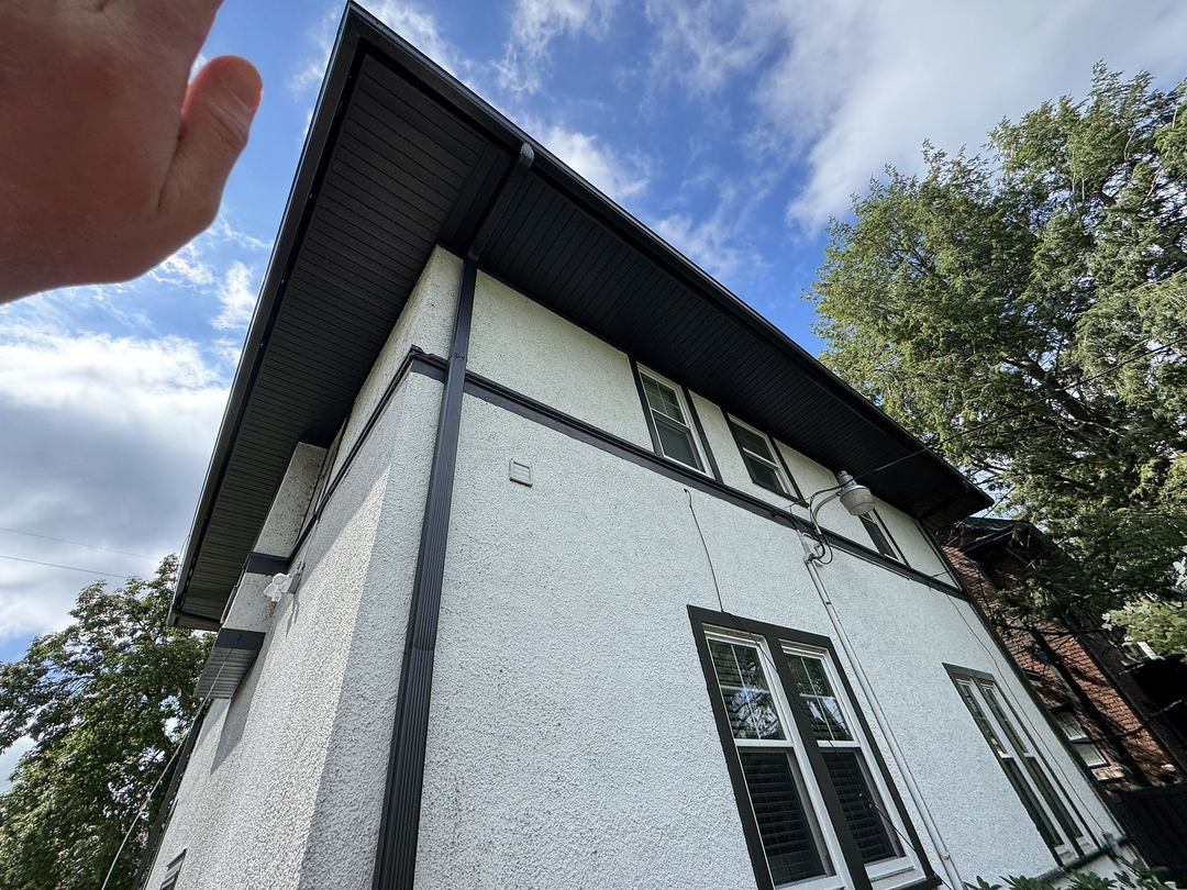 Warner Roofing & Restoration Image