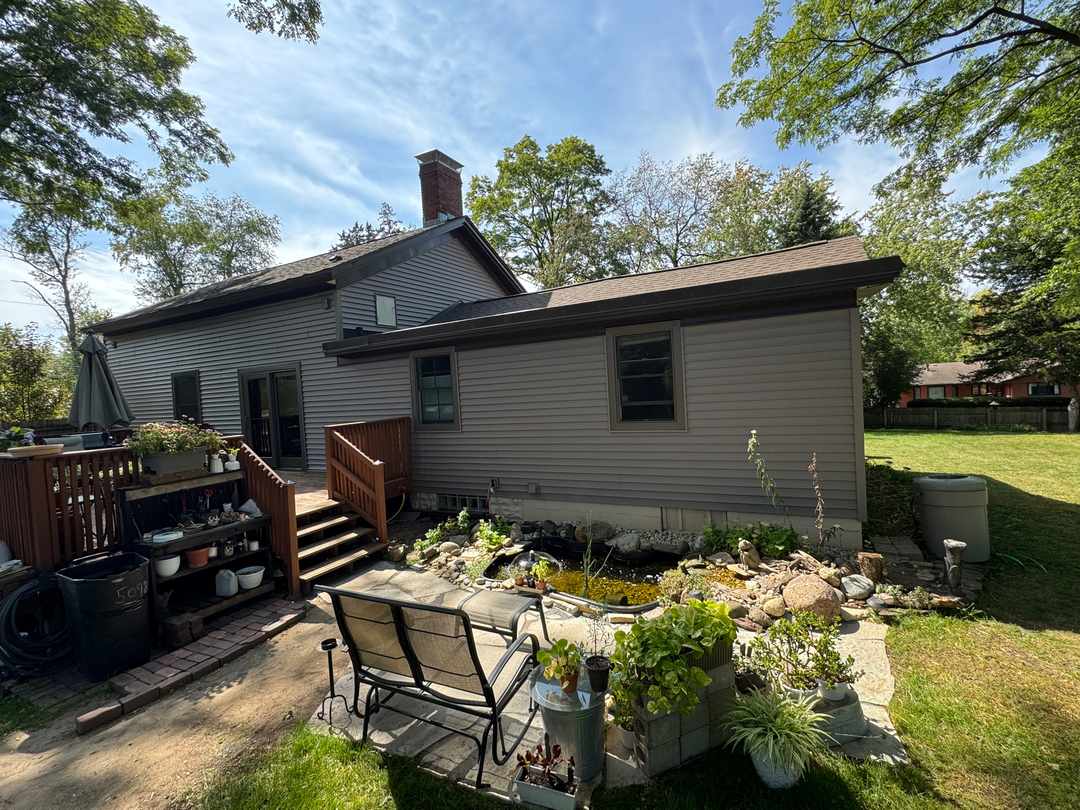 Warner Roofing & Restoration Image