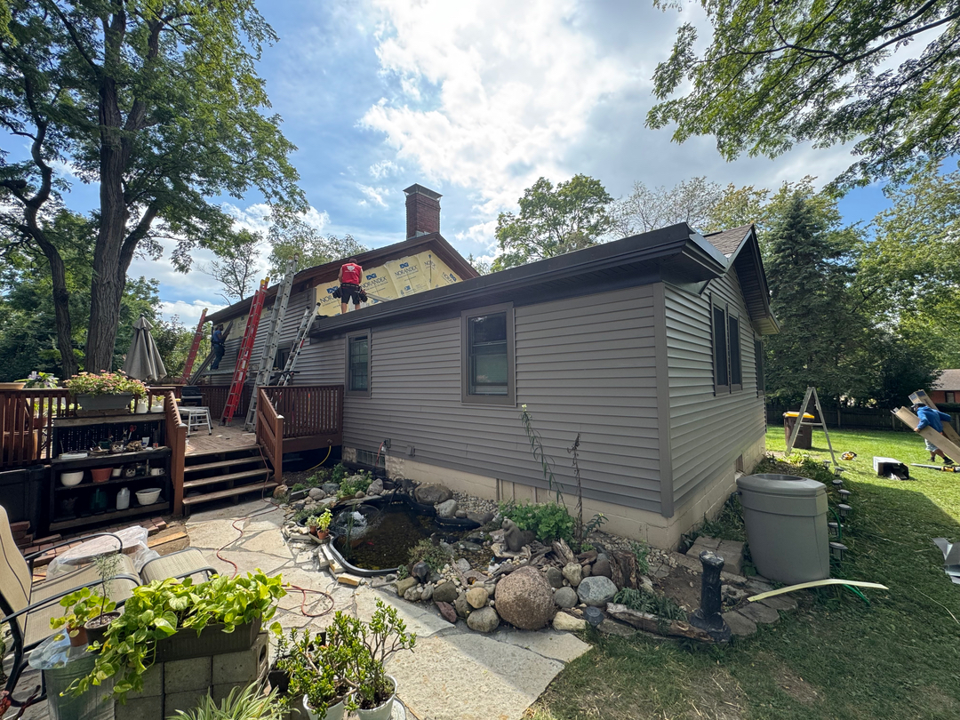 Warner Roofing & Restoration Image