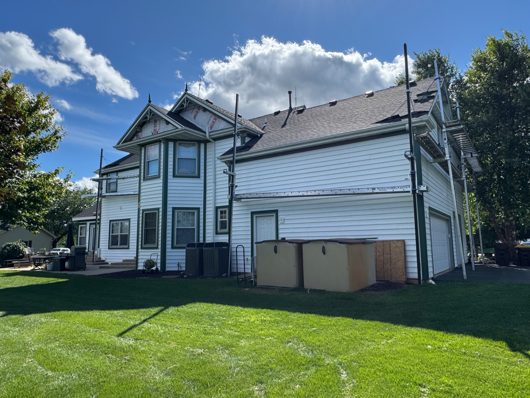 Warner Roofing & Restoration Image