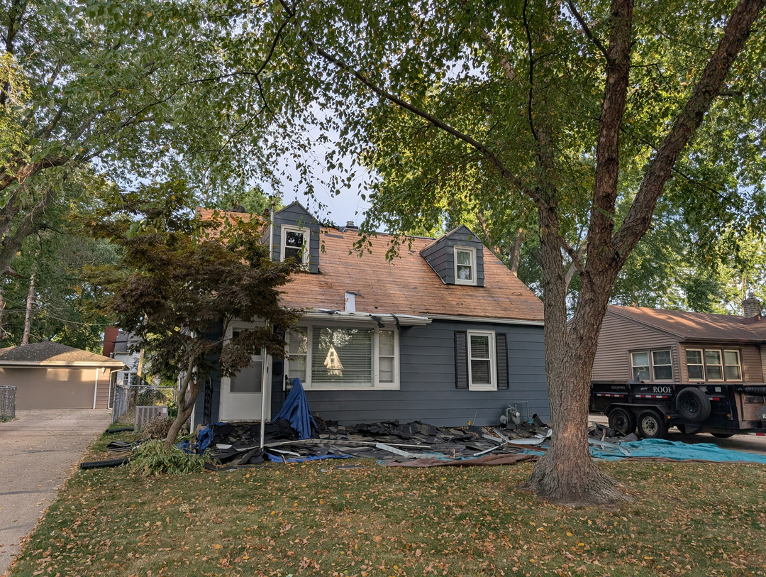 Warner Roofing & Restoration Image