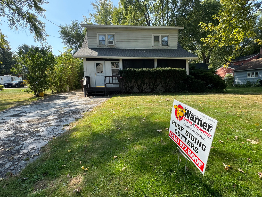 Warner Roofing & Restoration Image