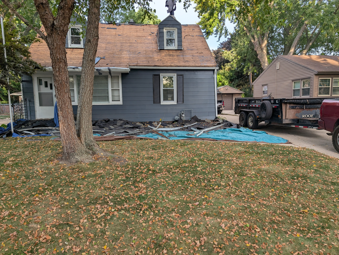 Warner Roofing & Restoration Image