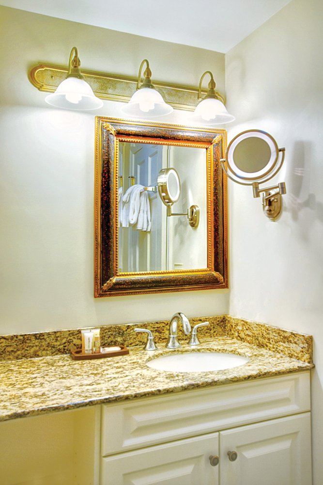 Club Wyndham Bay Voyage Inn - Jamestown, RI