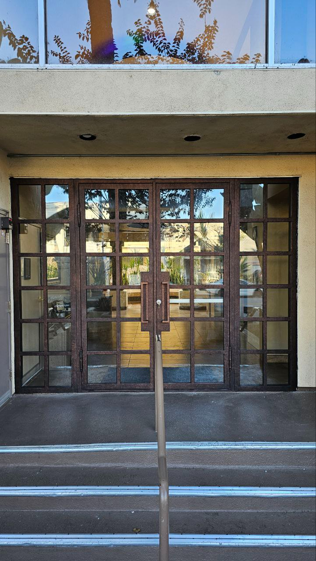 Luxe Iron Doors Image