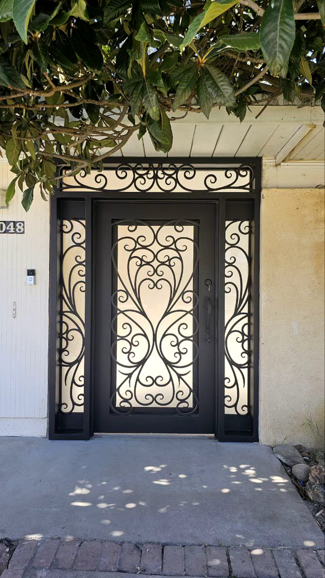 Luxe Iron Doors Image